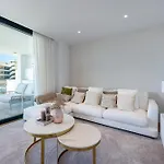 Апартаменты Luxury El Higueron West